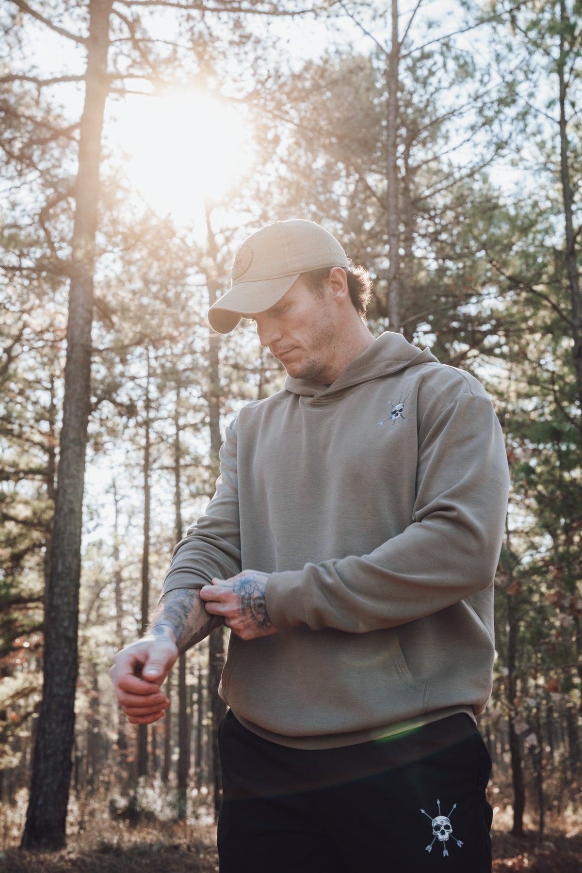 MEN'S | BASE LAYER HOODIE : OLIVE